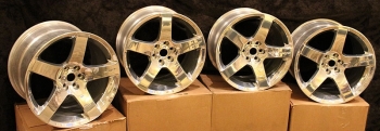 Dodge Viper OEM Five Spoke Wheel Set - 5290866AA 5290868AA