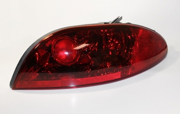 000; 2003 - 2008 Dodge Viper SRT10 Roadster Right Tail Lamp Assembly - 04865486AJ